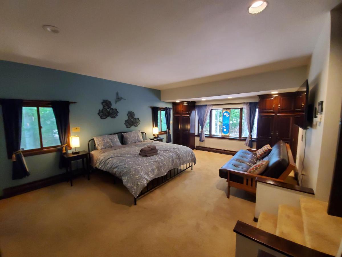 Walk To Pool & Beach - Spacious Gateway, Hot Tub, Game Room Pocono Country Place Exterior photo